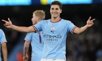 Manchester City slog Chelsea 4-0