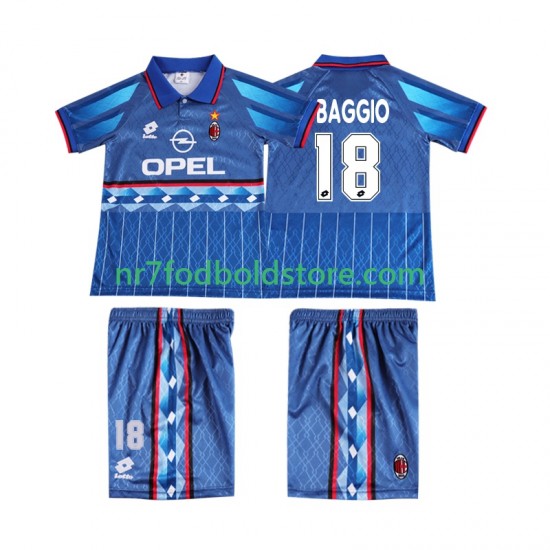 AC Milan Trøje BAGGIO 18 1995 1996 Retro Børn Udebane Fodboldsæt Kortærmet