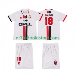 AC Milan Trøje BAGGIO 18 1996 1997 Retro Børn Udebane Fodboldsæt Kortærmet