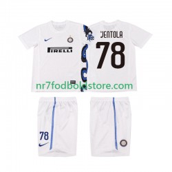 Inter Milan Trøje VENTOLA 78 Retro Børn Udebane Fodboldsæt 2011 2010 Kortærmet