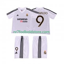 Real Madrid Trøje RONALDO 9 5 Retro Børn Hjemmebane Fodboldsæt 2004 2002 Kortærmet