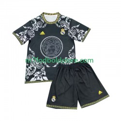 Real Madrid Trøje Versace Black Edition Børn Hjemmebane Fodboldsæt 2024-2025 Kortærmet