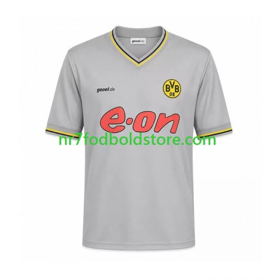 Borussia Dortmund Trøje Retro Mænd Udebane Fodboldsæt 2002 Kortærmet