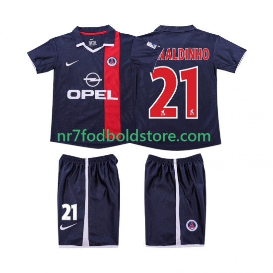 AC Milan Trøje RONALDINHO 21 2001 Retro Børn Hjemmebane Fodboldsæt 2002 Kortærmet